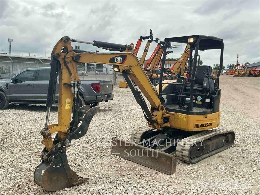 CAT 303ECR 履带挖掘机