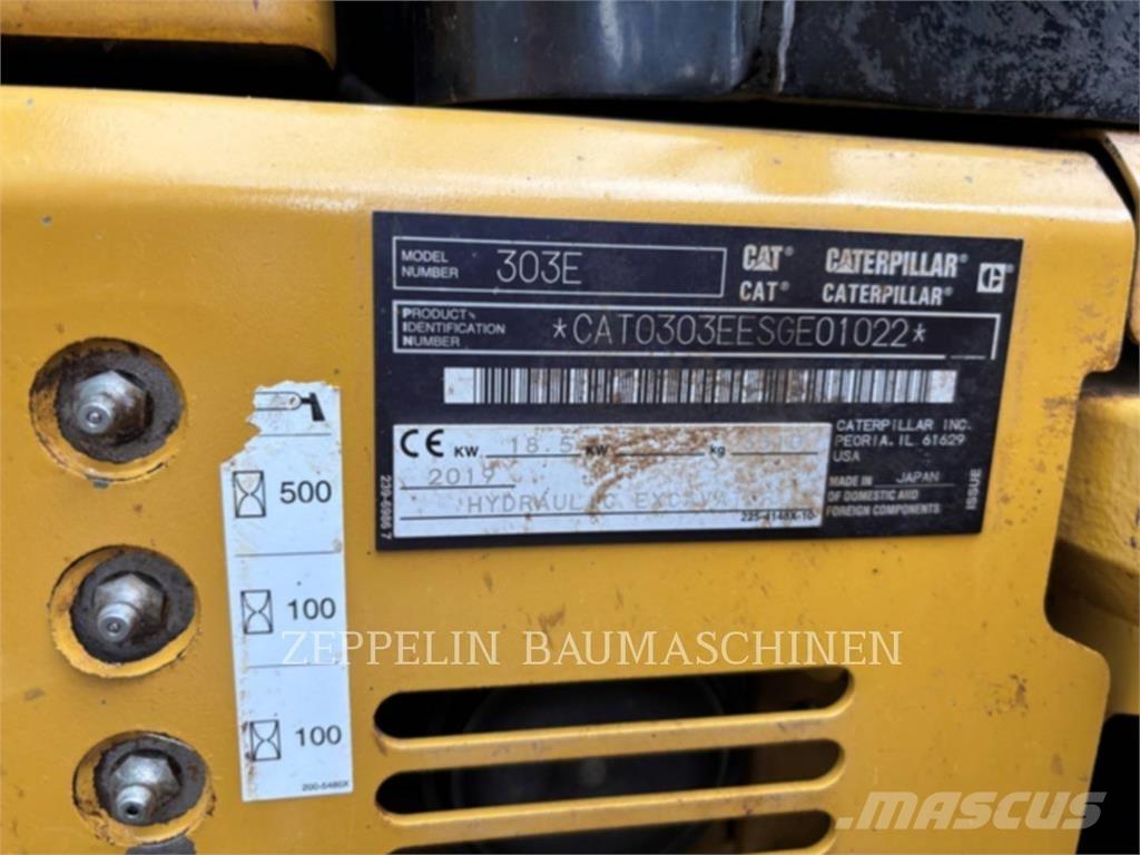 CAT 303ECR 履带挖掘机