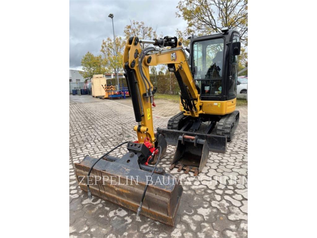 CAT 303ECR 履带挖掘机