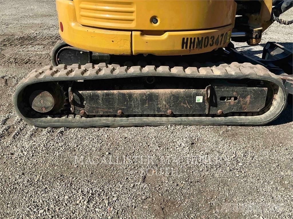 CAT 303ECR 履带挖掘机