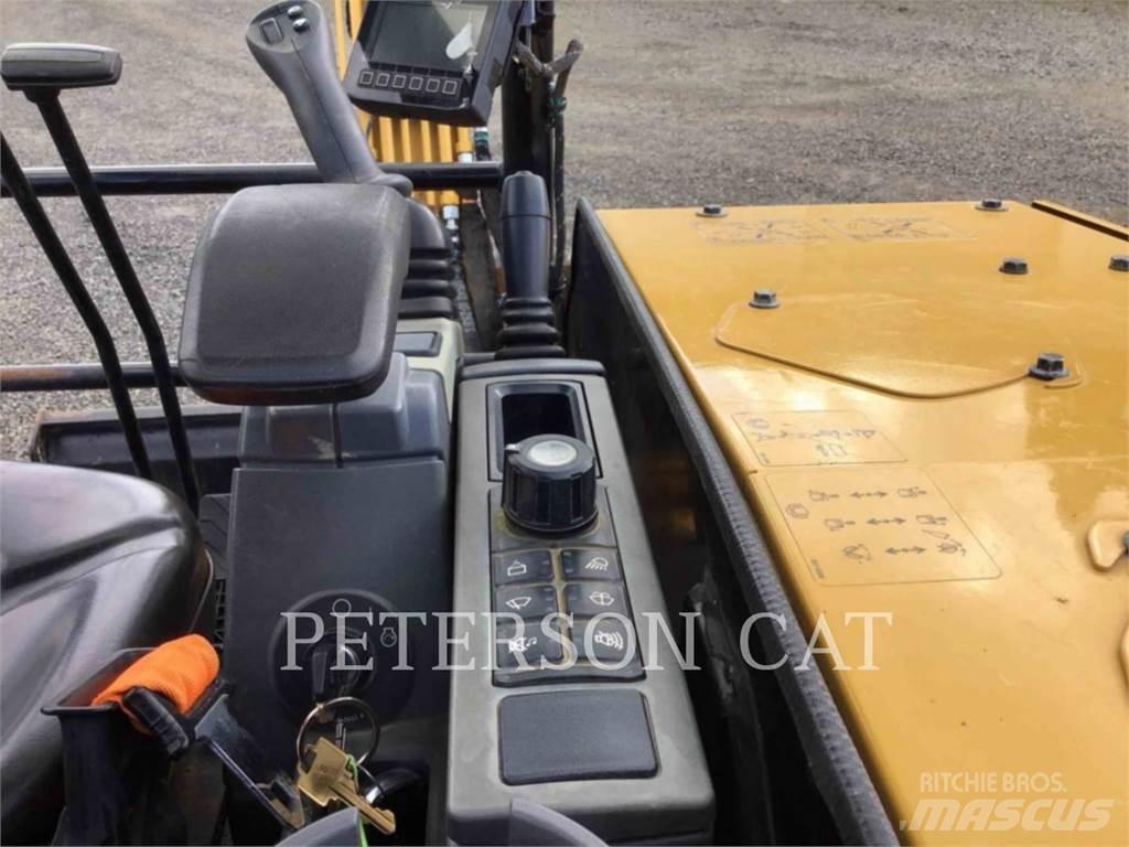 CAT 304 履带挖掘机