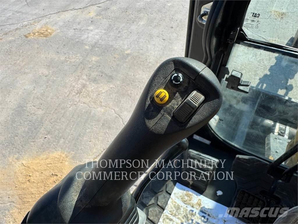CAT 304-07 履带挖掘机