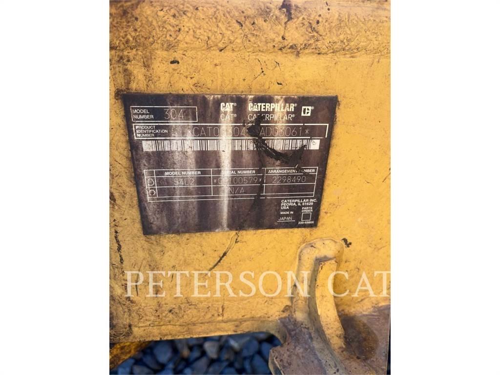 CAT 304CR 履带挖掘机