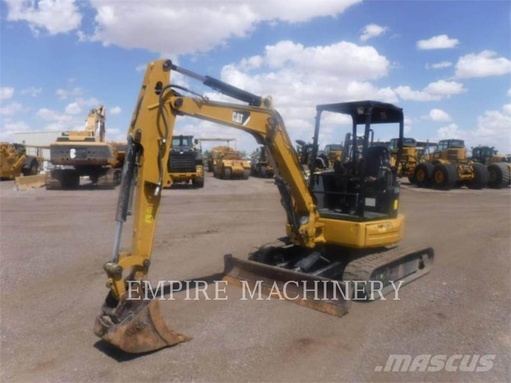 CAT 304E2 履带挖掘机