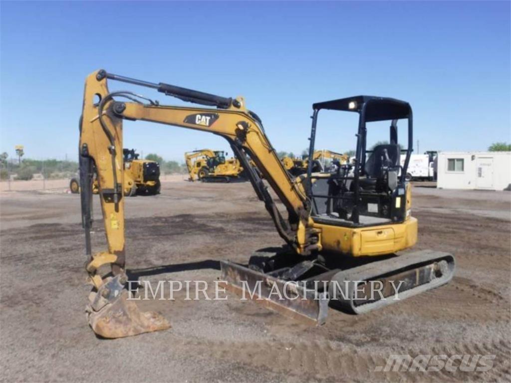 CAT 304E2 履带挖掘机