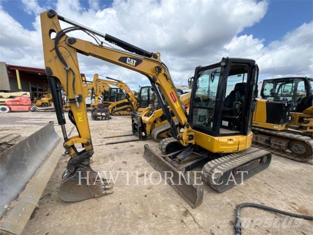 CAT 304E2 CAB 履带挖掘机