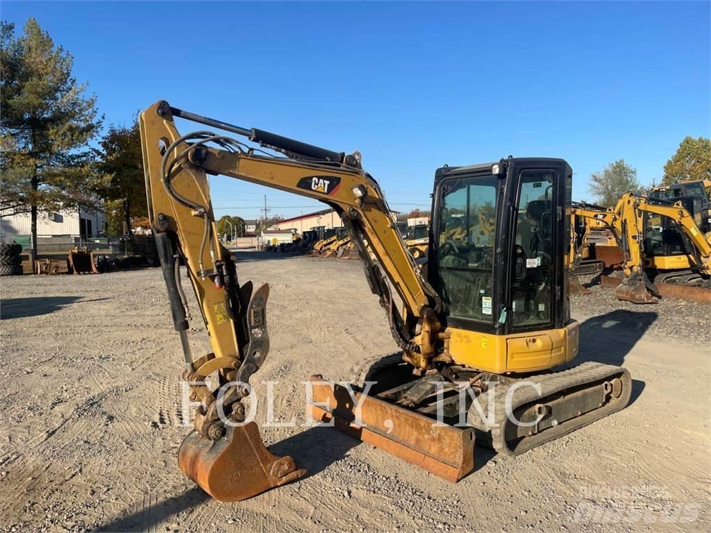 CAT 304E2CR 履带挖掘机