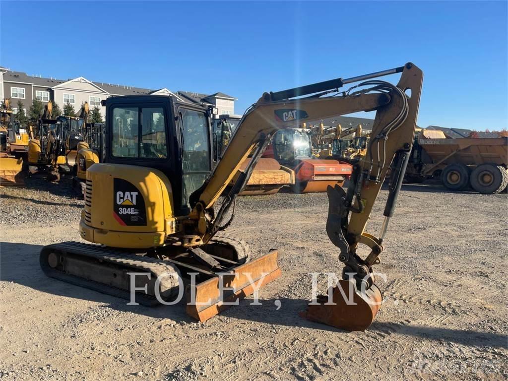 CAT 304E2CR 履带挖掘机