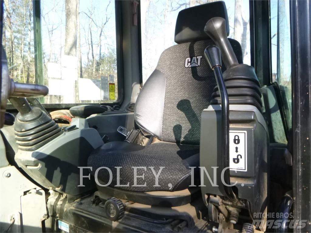 CAT 304E2CR 履带挖掘机