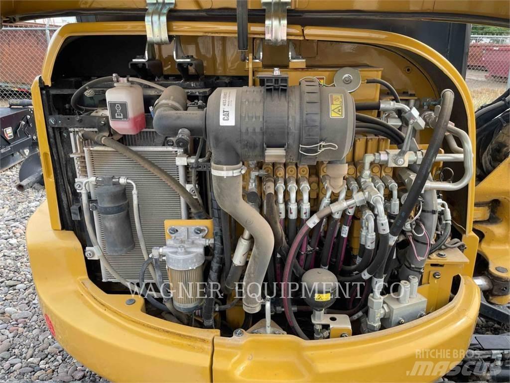 CAT 304E2CR 履带挖掘机