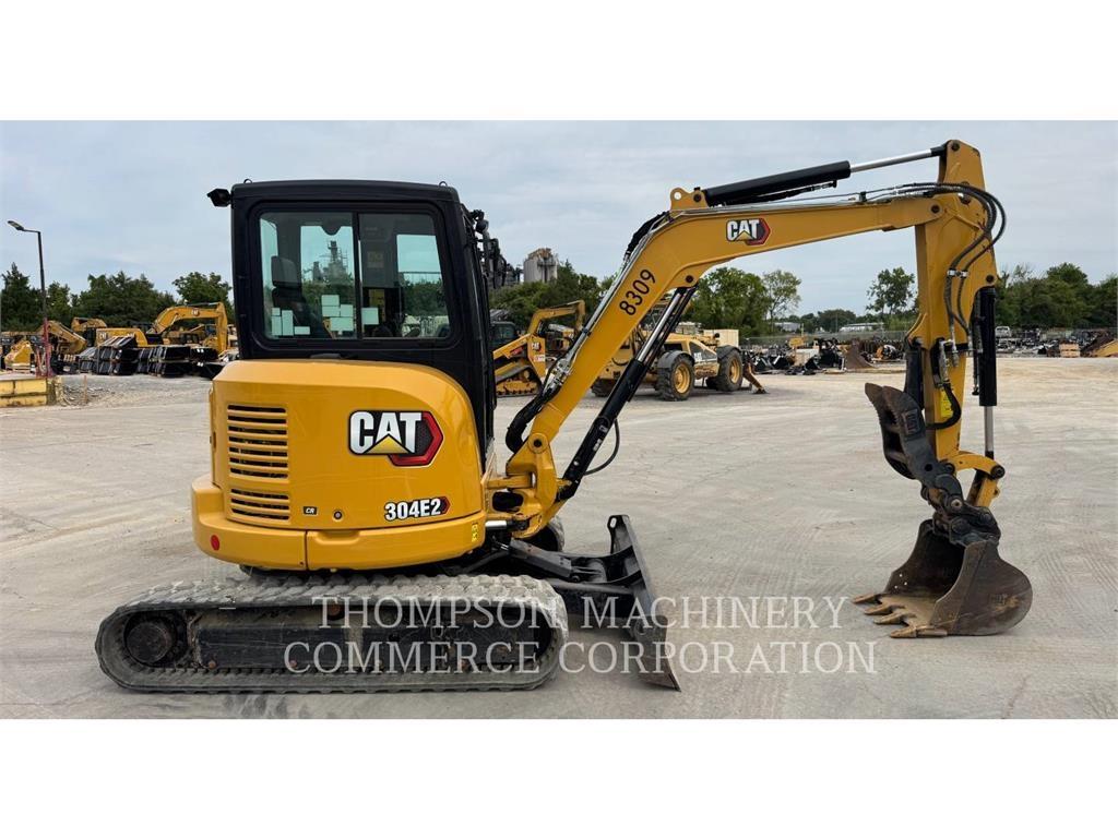 CAT 304E2CR 履带挖掘机