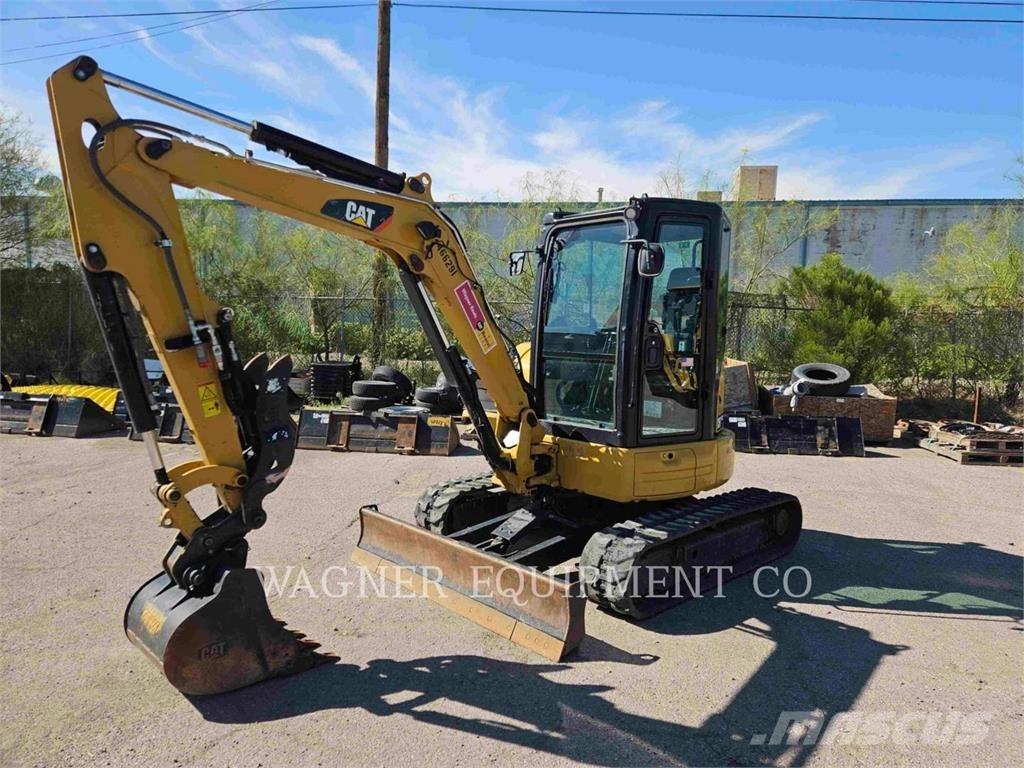 CAT 304E2CR 履带挖掘机