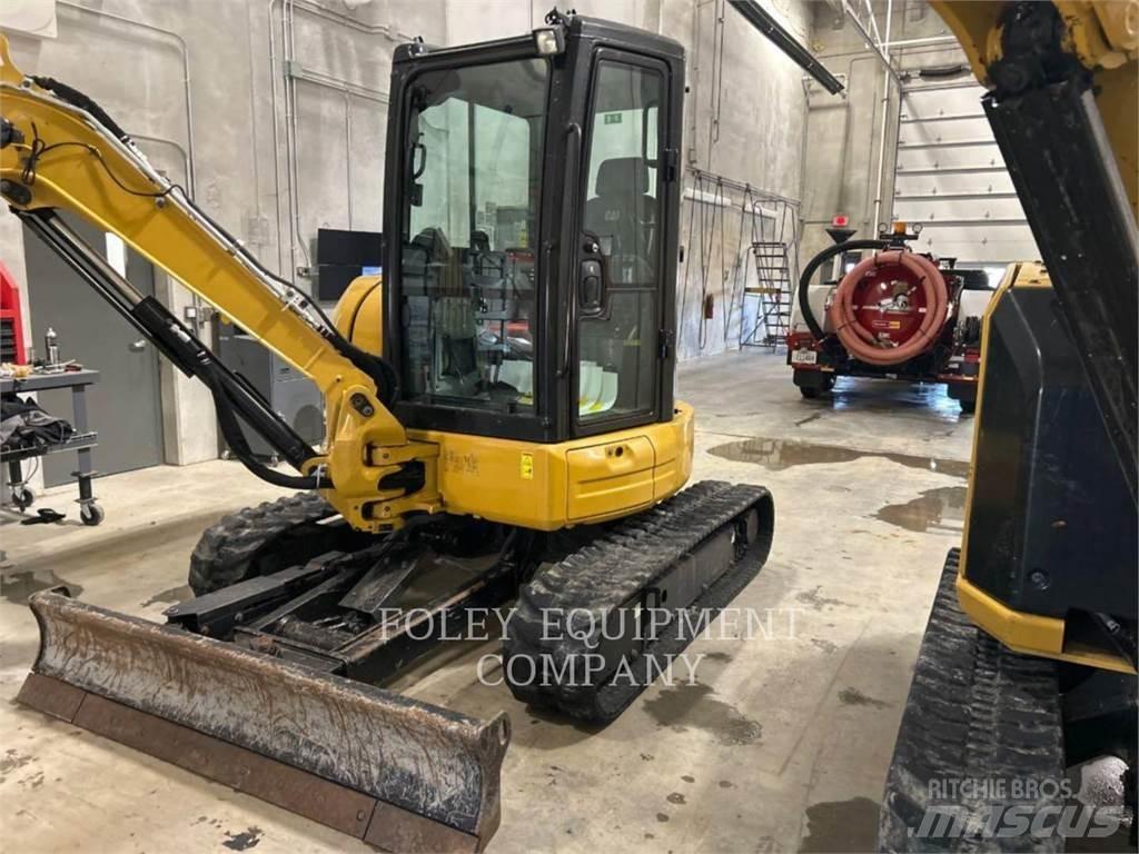 CAT 304E2LC 履带挖掘机