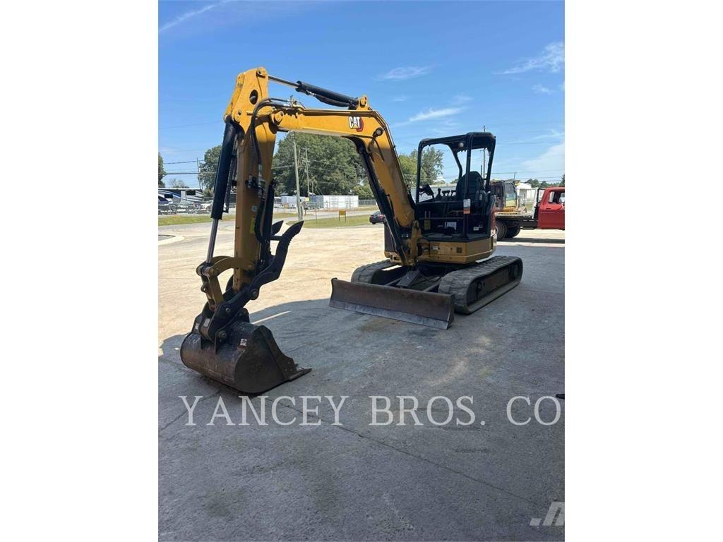 CAT 305 履带挖掘机