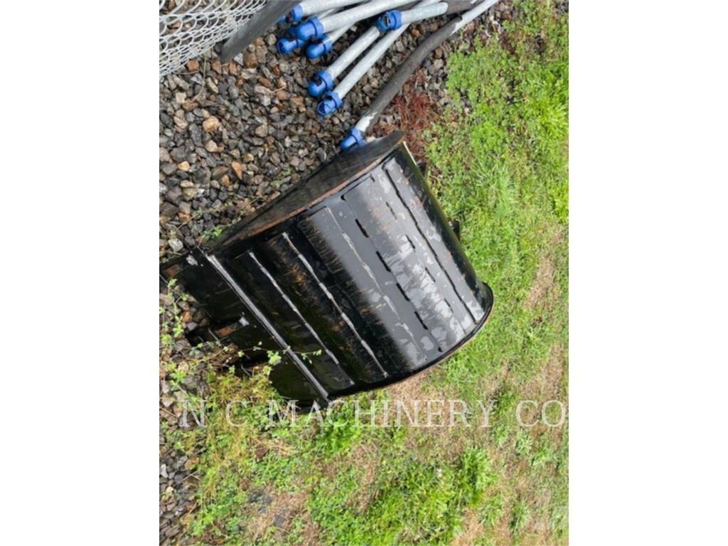 CAT 305 履带挖掘机