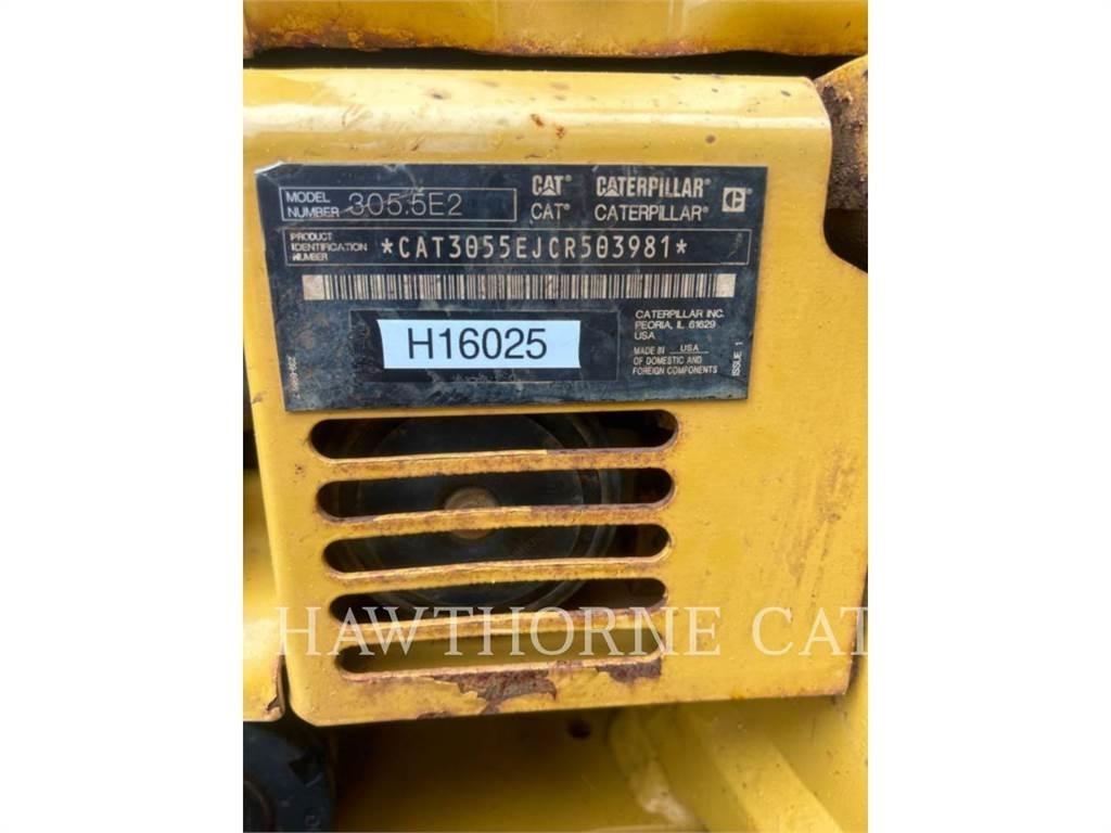 CAT 305.5E2 履带挖掘机