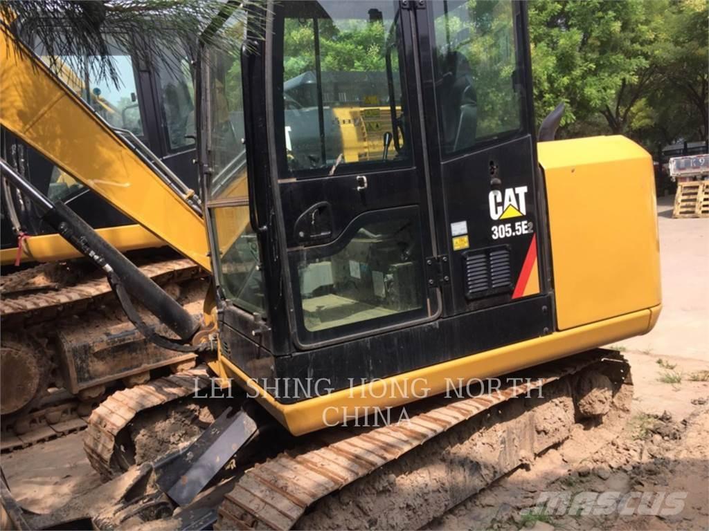 CAT 305.5E2 履带挖掘机