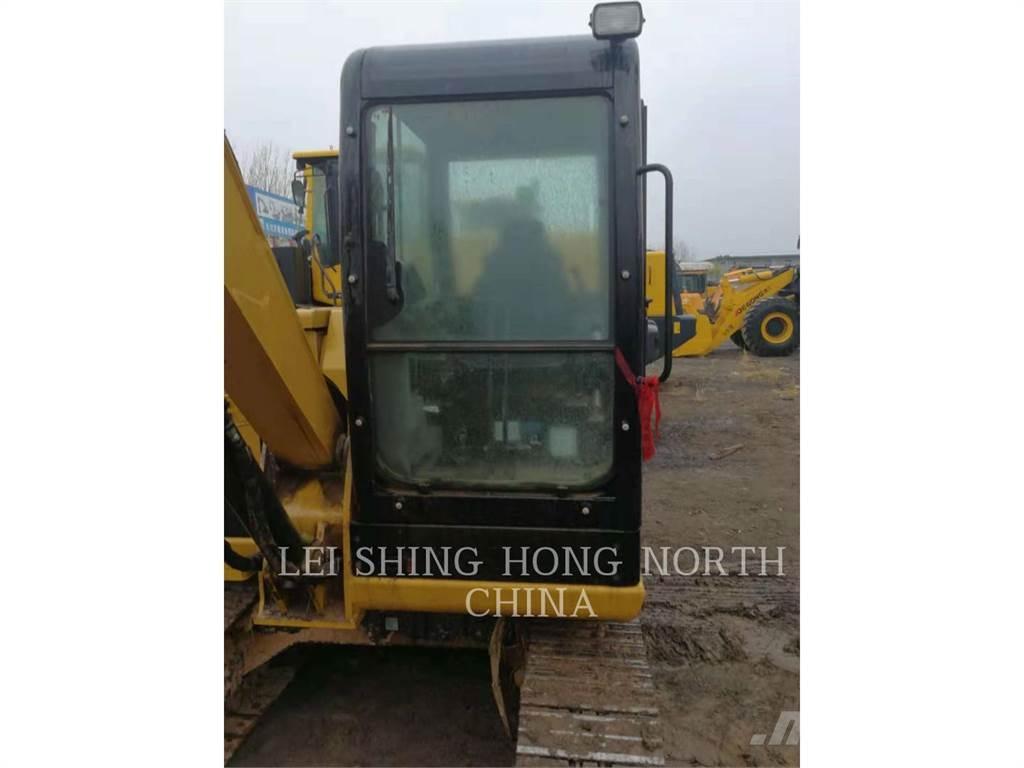 CAT 305.5E2 履带挖掘机