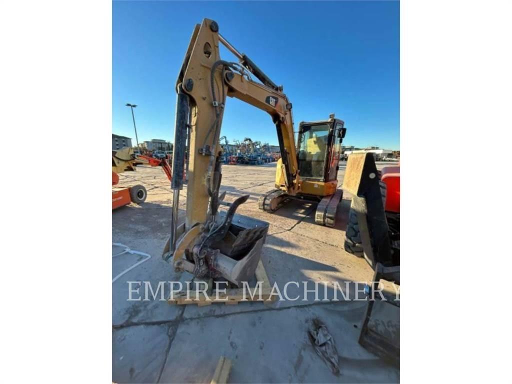 CAT 305.5E2 CA 履带挖掘机