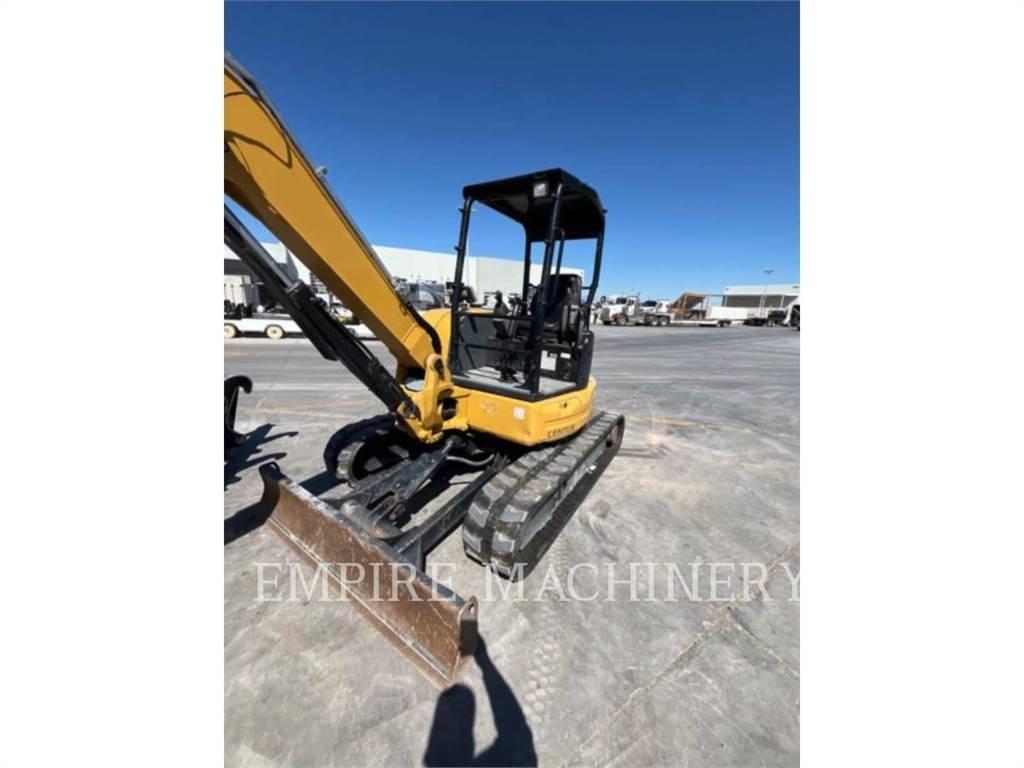 CAT 305.5E2 OR 履带挖掘机