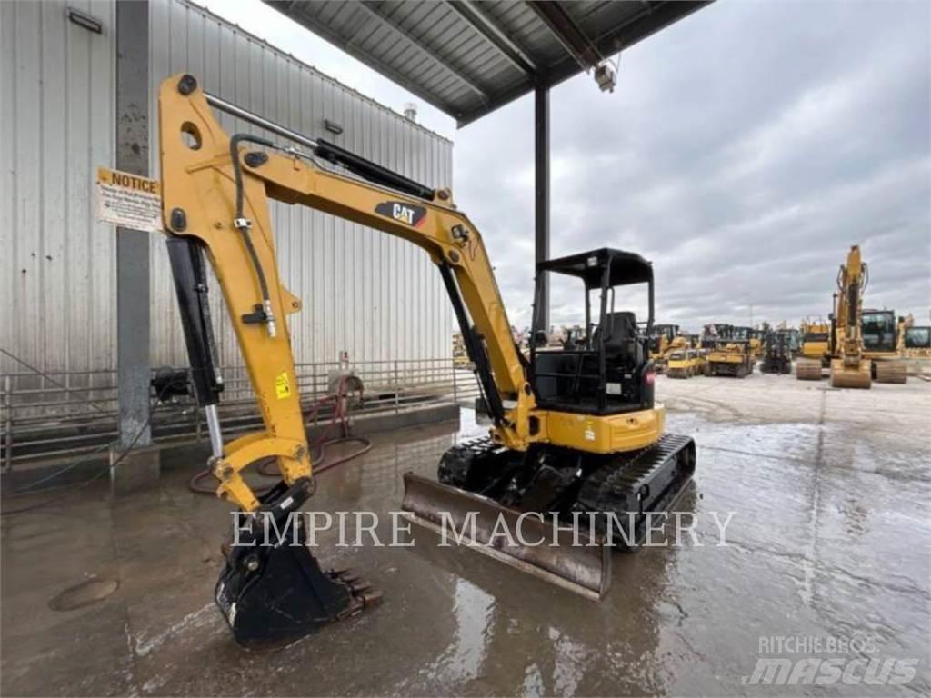 CAT 305.5E2 OR 履带挖掘机