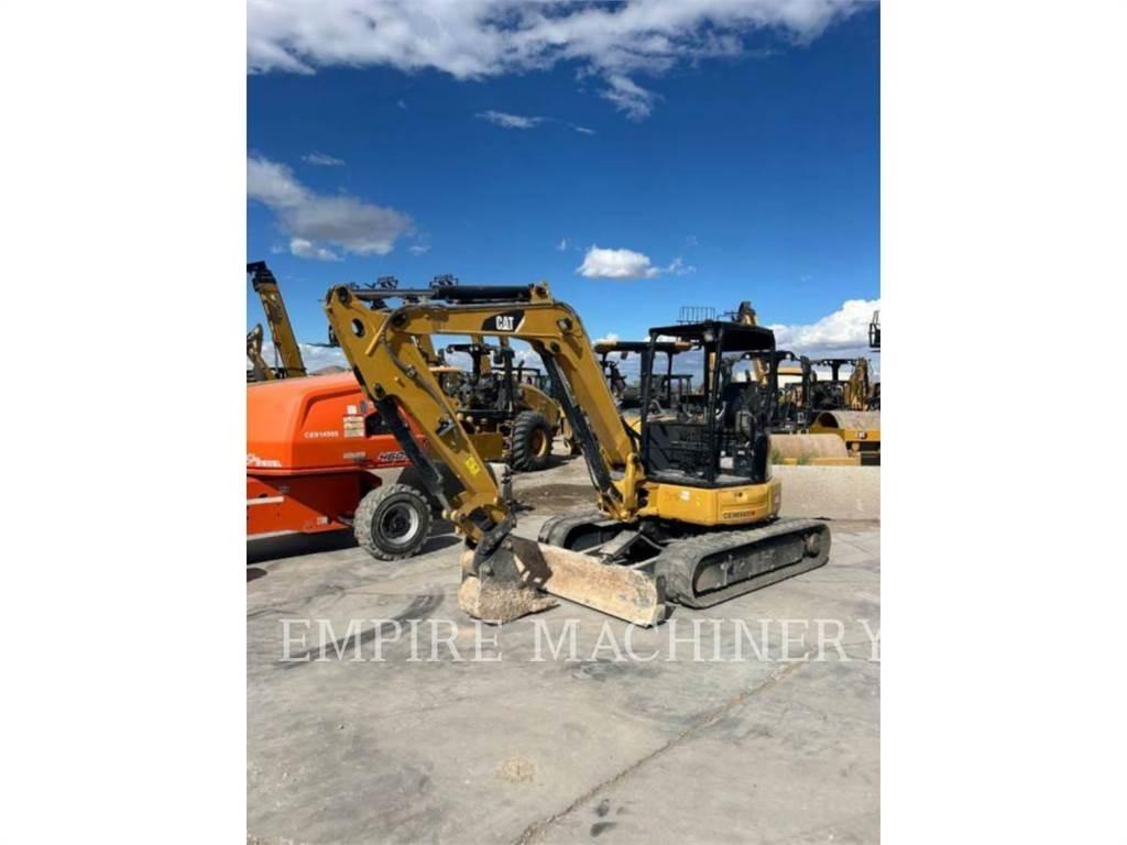 CAT 305.5E2 OR 履带挖掘机