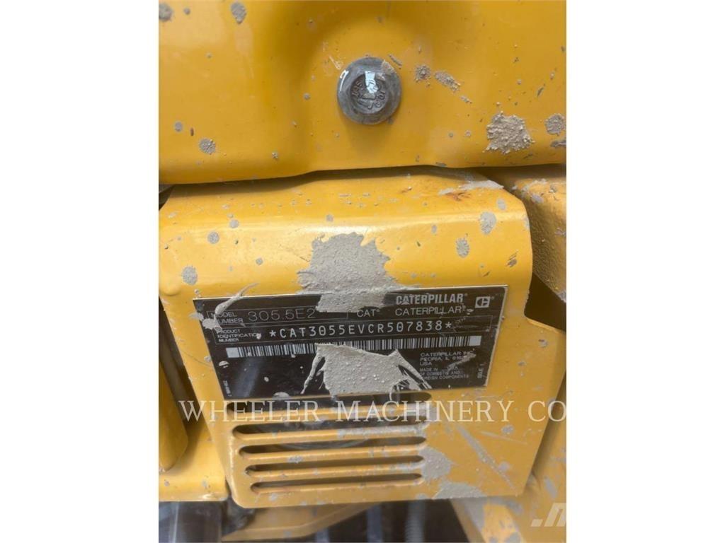 CAT 305.5E2C3T 履带挖掘机