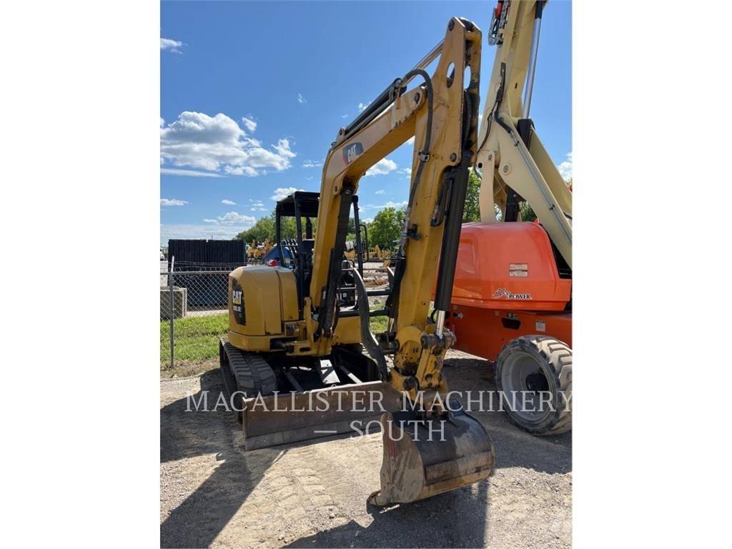 CAT 305.5E2CR 履带挖掘机