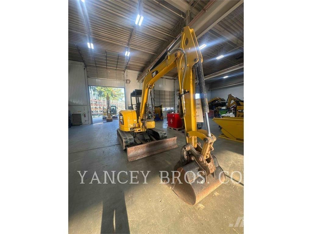 CAT 305.5E2CR 履带挖掘机