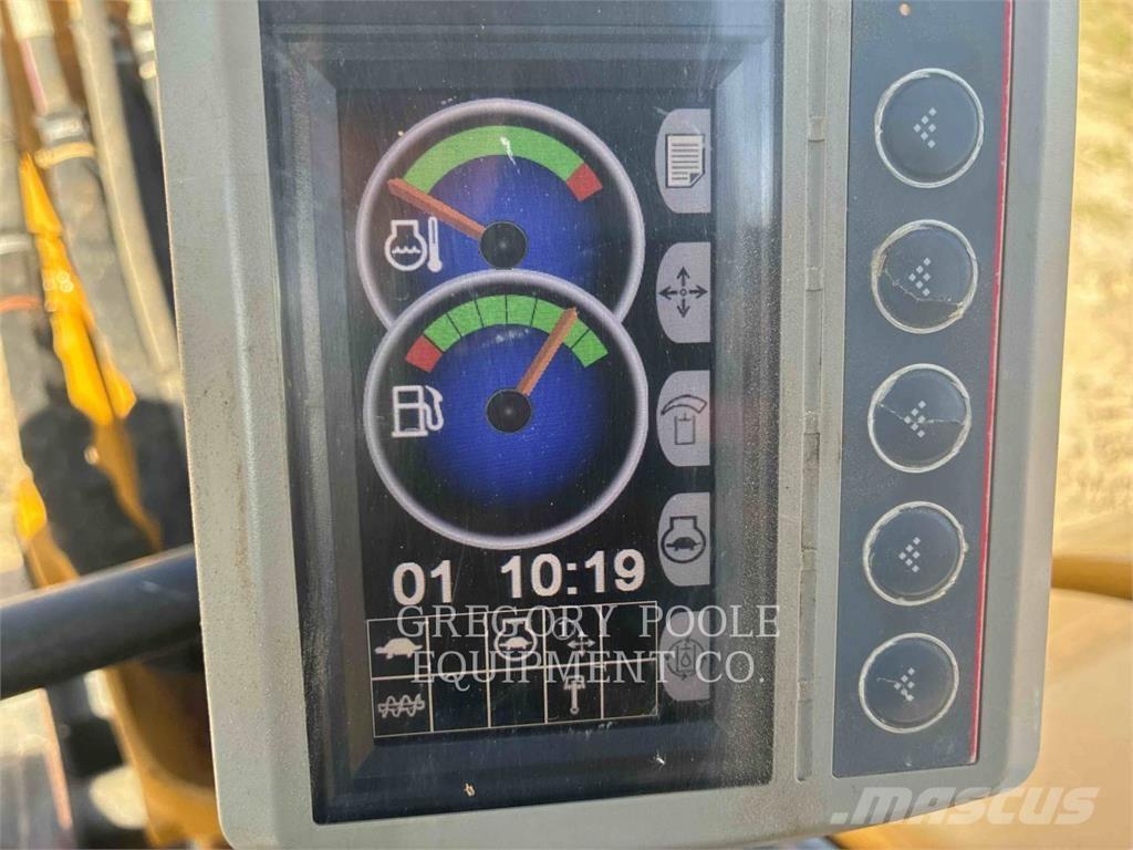 CAT 305.5E2CR 履带挖掘机