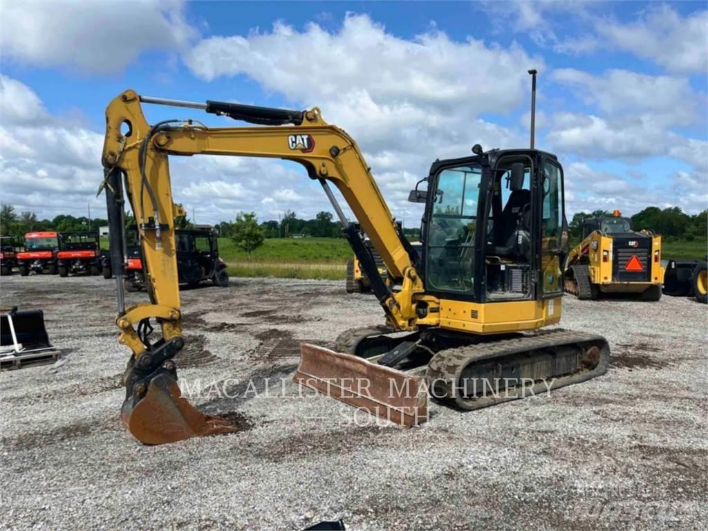 CAT 305 CR 履带挖掘机