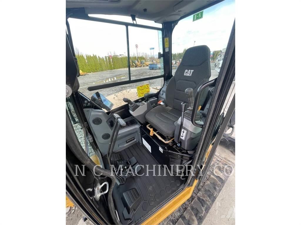CAT 305 CRCB 履带挖掘机