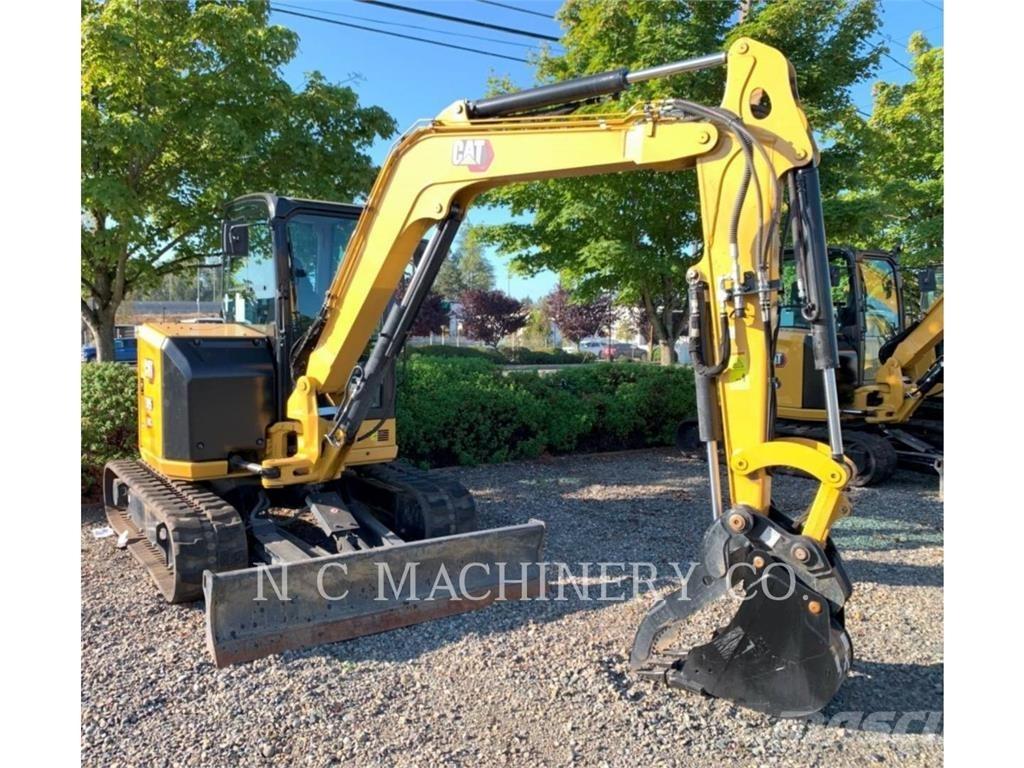 CAT 305 CRCB 履带挖掘机