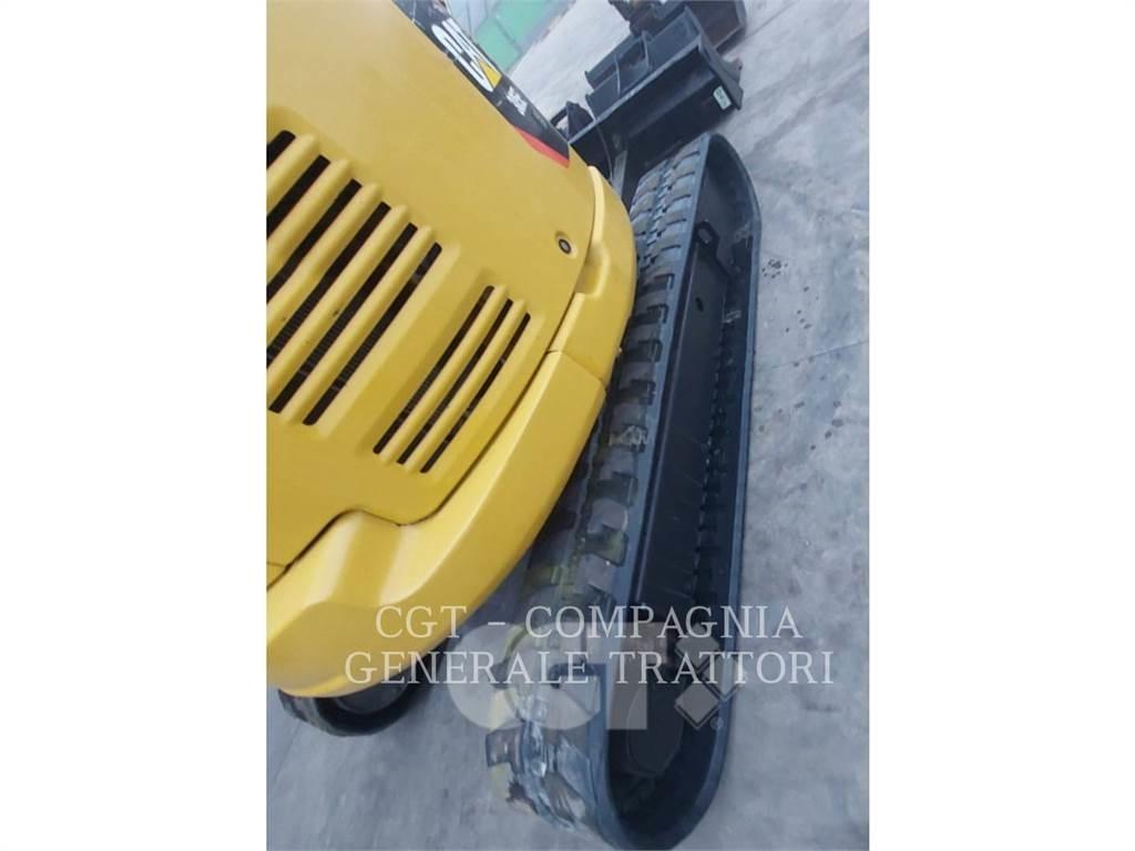 CAT 305 E2 履带挖掘机