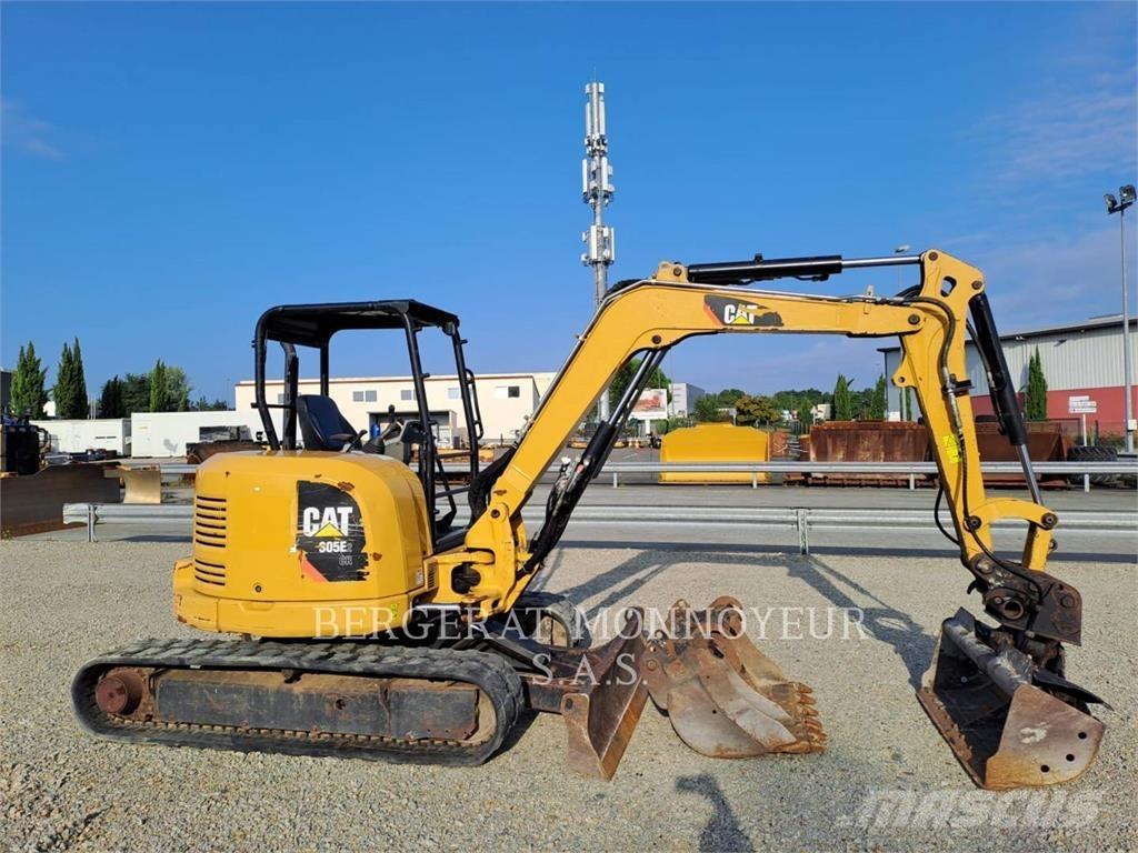 CAT 305E2 履带挖掘机