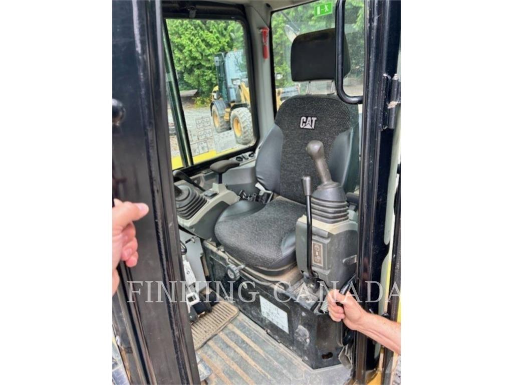 CAT 305E2 履带挖掘机
