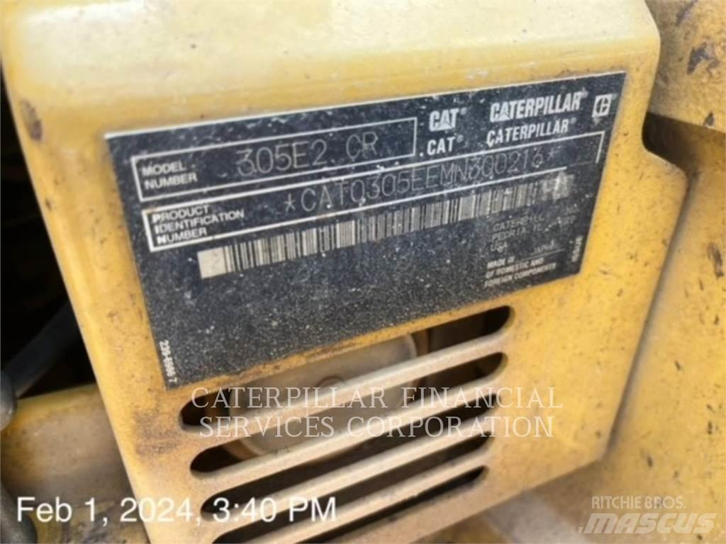 CAT 305E2CR 履带挖掘机