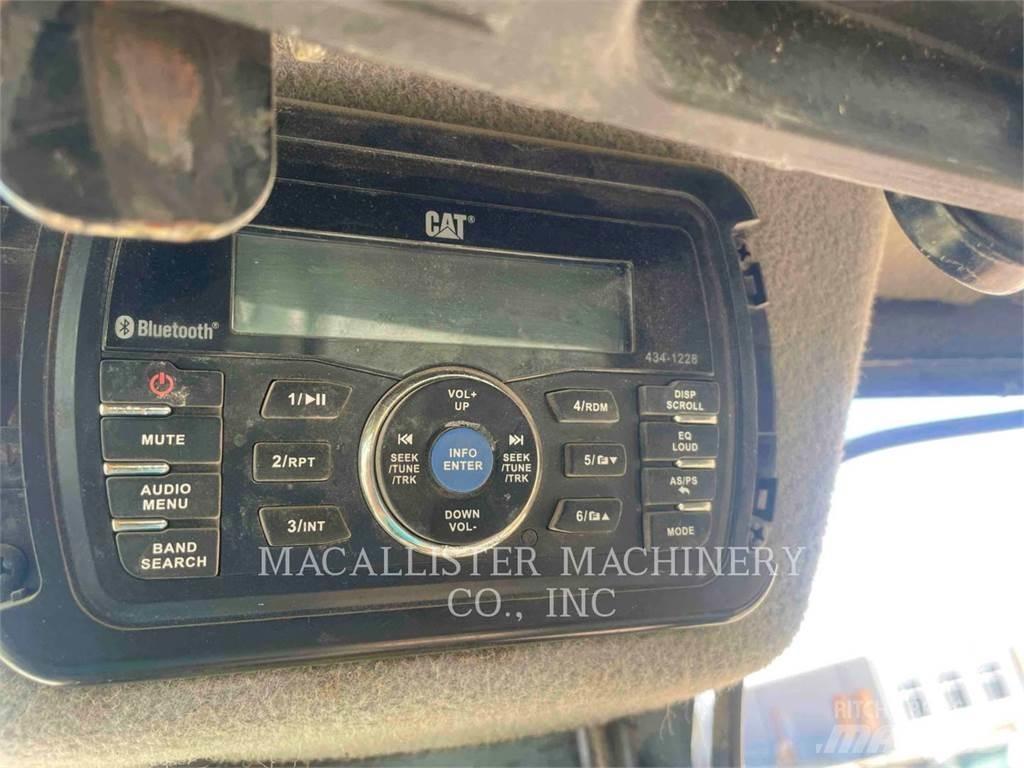 CAT 305E2CR 履带挖掘机