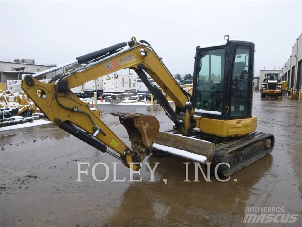 CAT 305E2CR 履带挖掘机