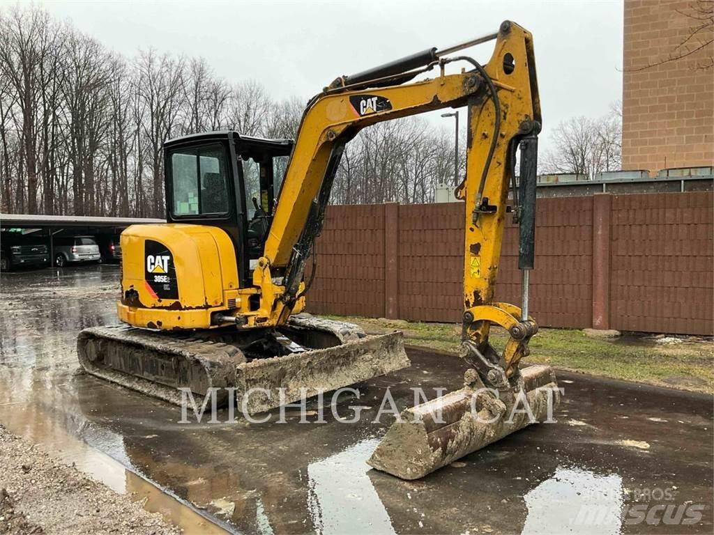 CAT 305E2CR 履带挖掘机