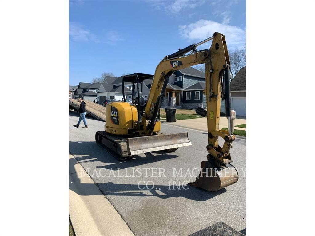 CAT 305E2CR 履带挖掘机