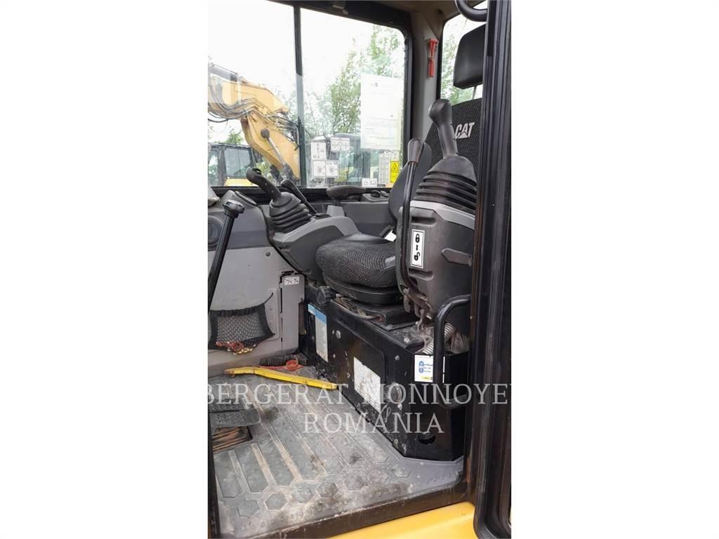 CAT 305E2CR 履带挖掘机