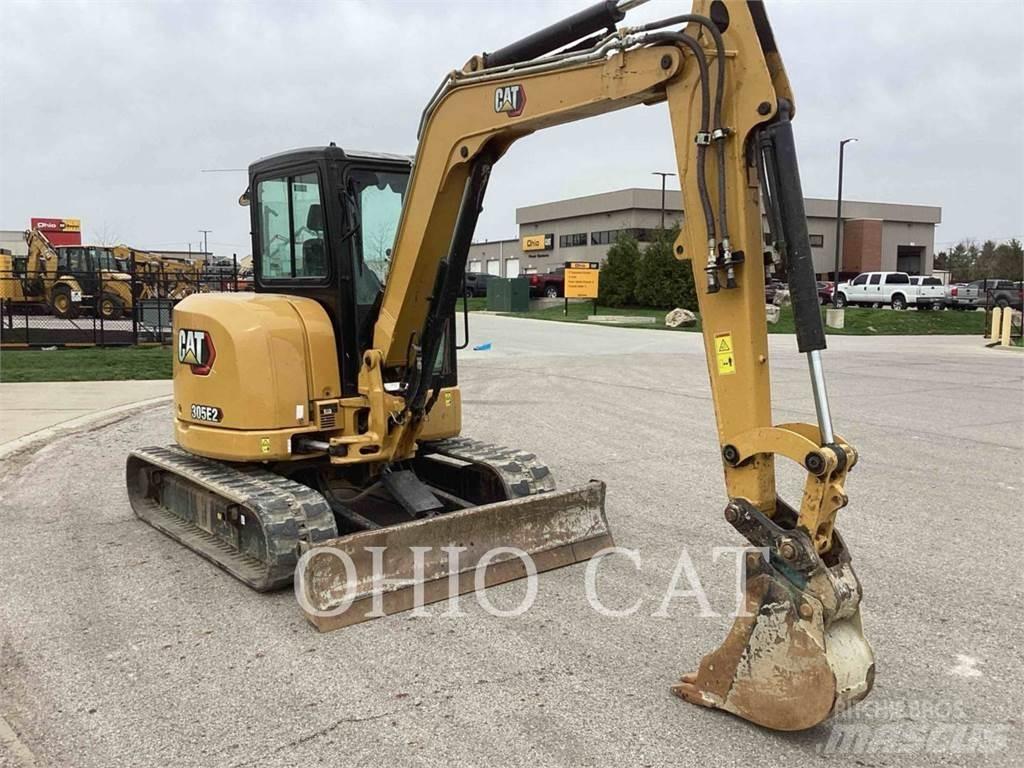CAT 305E2CR 小型挖掘机
