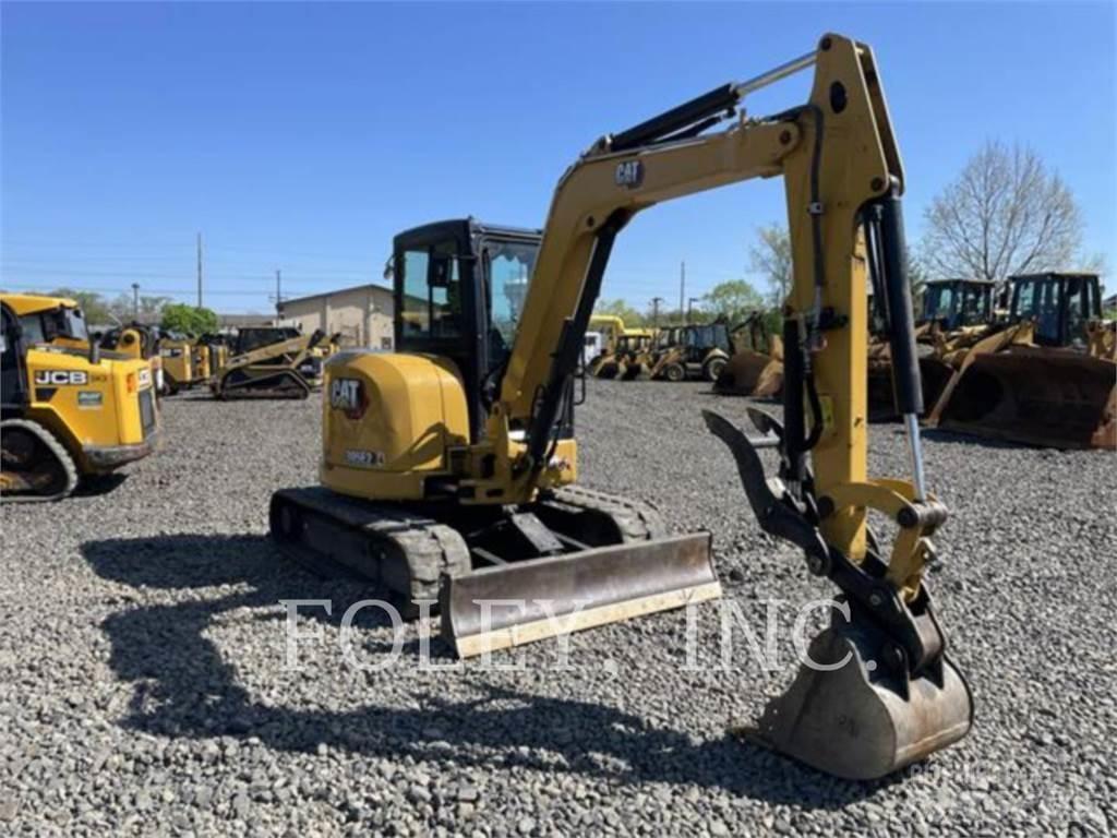 CAT 305E2CR 履带挖掘机