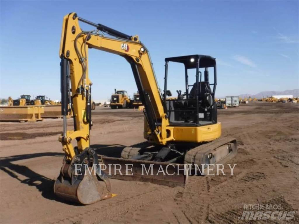 CAT 305E2CR 履带挖掘机