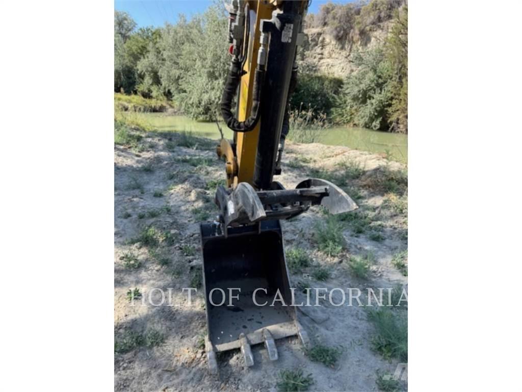 CAT 305E2CR 履带挖掘机