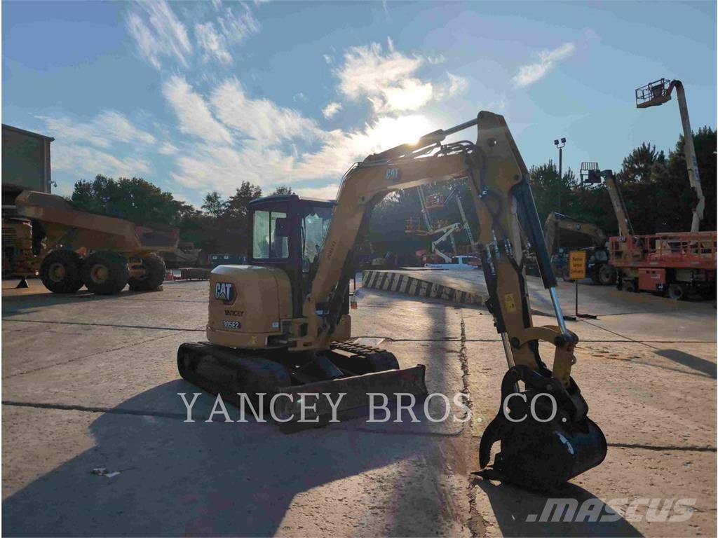 CAT 305E2CR 履带挖掘机