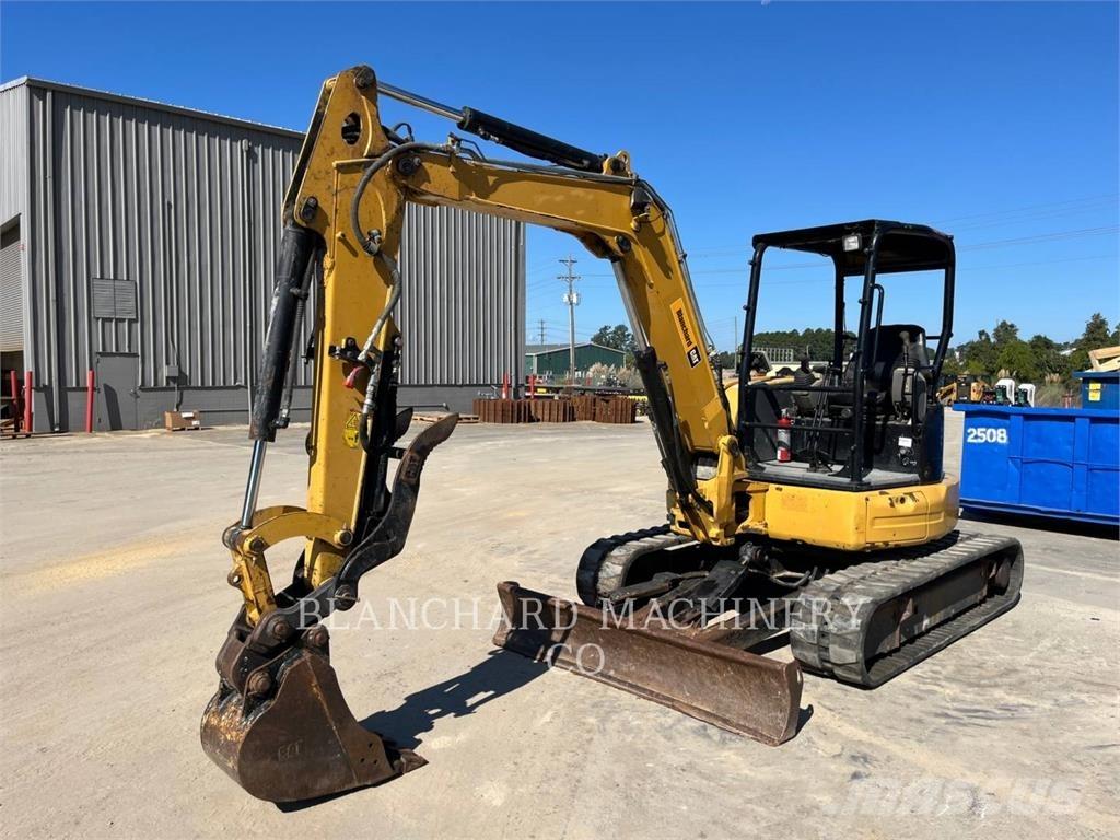 CAT 305E2CR 履带挖掘机