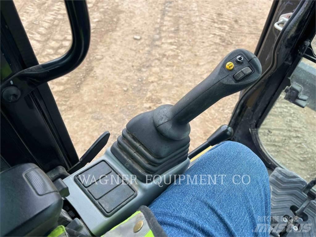 CAT 306 履带挖掘机