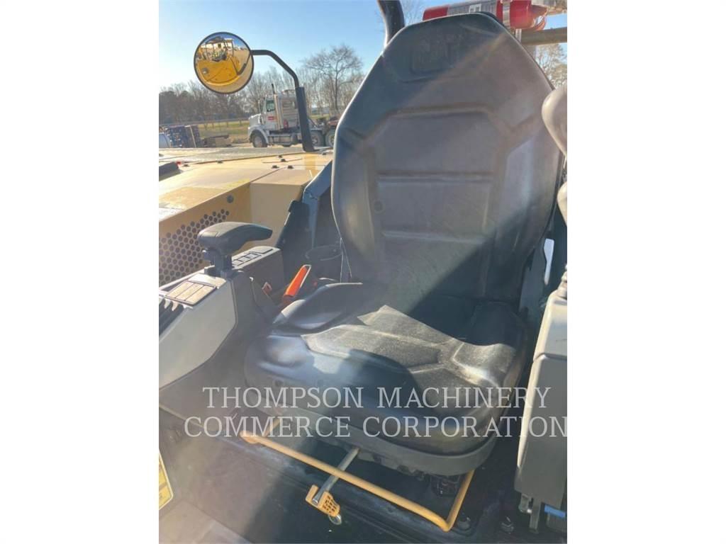 CAT 306 履带挖掘机